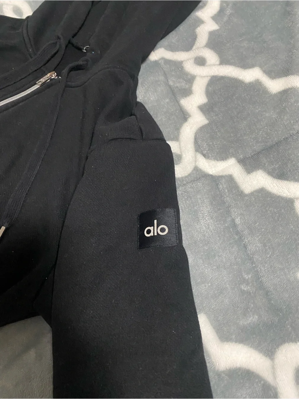 Alo routine cropped hoodie zip up black SZ S jacket